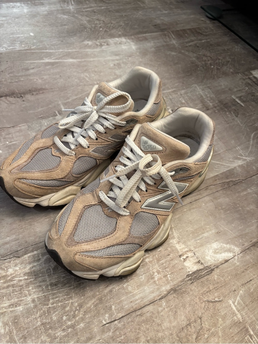 New balance 9060
